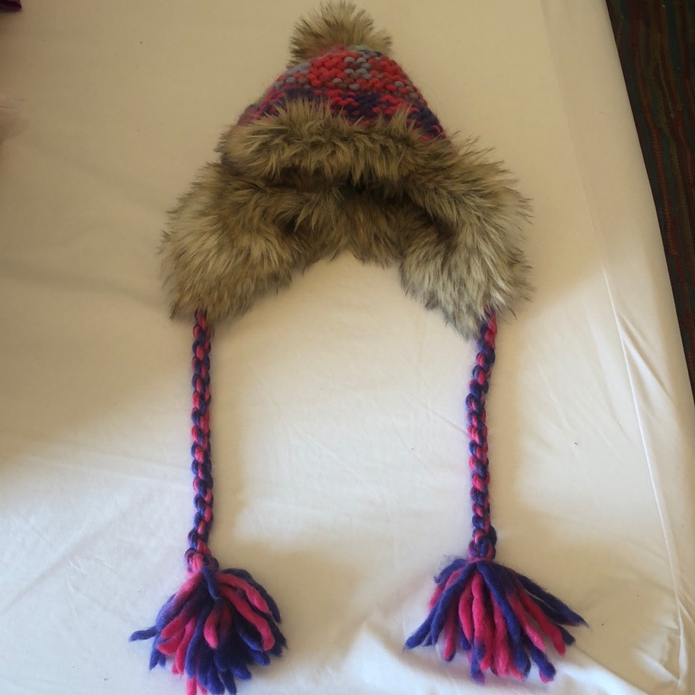 American Eagle stocking hat with fur